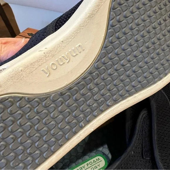 Youyun Slip-On Shoes‎ - Picture 9 of 10